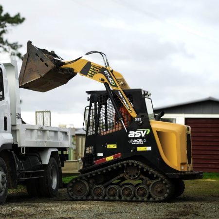 2.5T (Tracked)