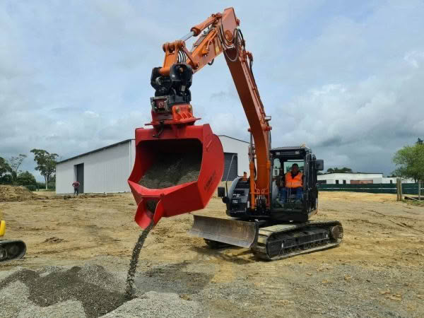 Concrete-Pooring-bucket-scaled
